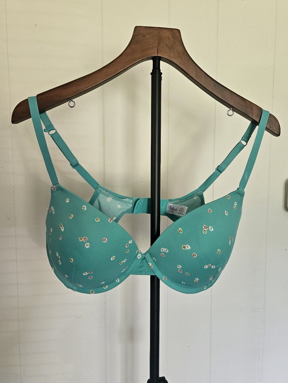 Flirtitude Aqua Colored Pushup Bra With Small Florals Size 38C